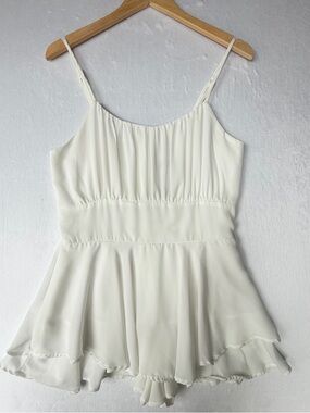She + Sky white Spaghetti-Strap Ruffle Romper
